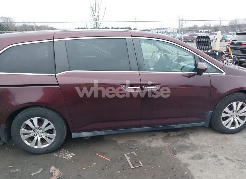 Photo 13 of 2014 Honda Odyssey EX-L (VIN 5FNRL5H68EB098028)