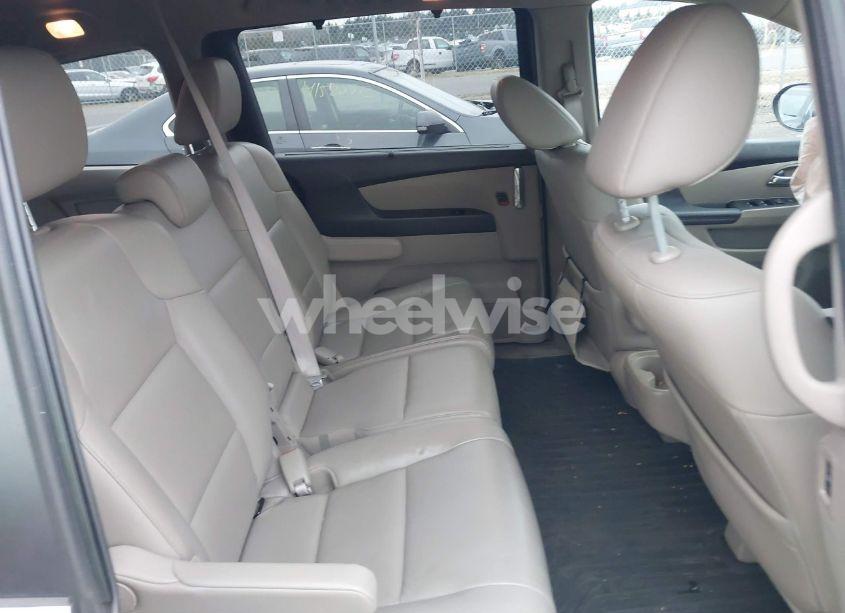 Photo 8 of 2014 Honda Odyssey EX-L (VIN 5FNRL5H68EB098028)