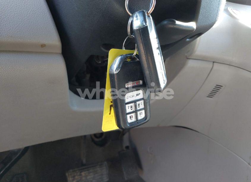 Photo 11 of 2014 Honda Odyssey EX-L (VIN 5FNRL5H68EB107391)