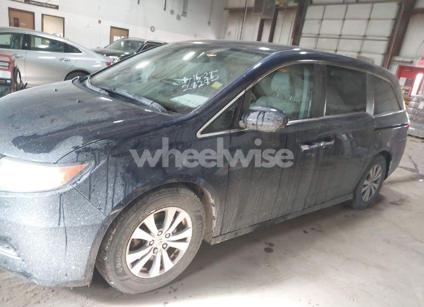 Photo 14 of 2014 Honda Odyssey EX-L (VIN 5FNRL5H68EB122828)