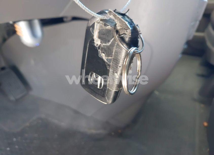 Photo 11 of 2015 Honda Odyssey EX-L (VIN 5FNRL5H68FB025338)