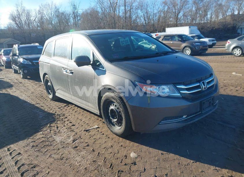 2015 Honda Odyssey EX-L (VIN 5FNRL5H68FB030846) main photo
