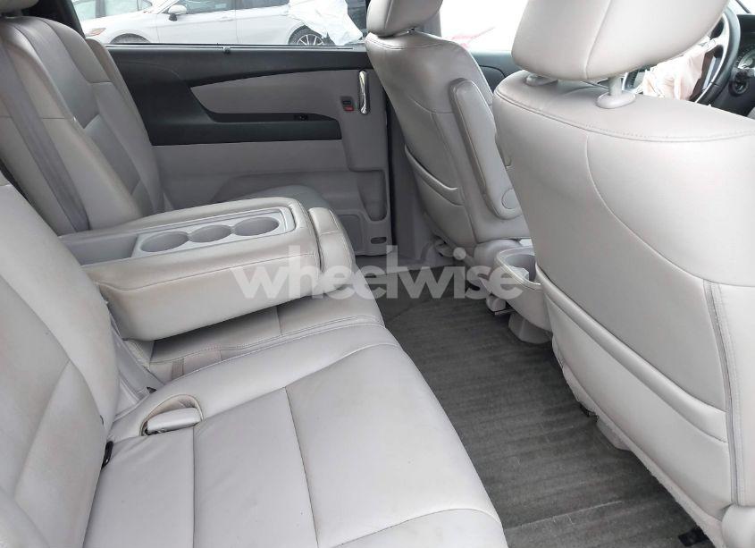 Photo 8 of 2015 Honda Odyssey EX-L (VIN 5FNRL5H68FB049249)