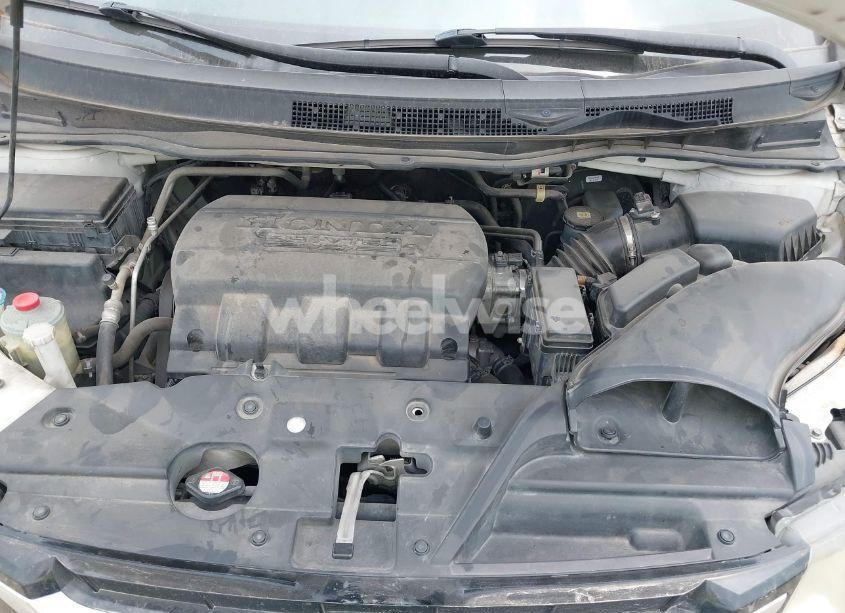 Photo 10 of 2015 Honda Odyssey EX-L (VIN 5FNRL5H68FB056282)