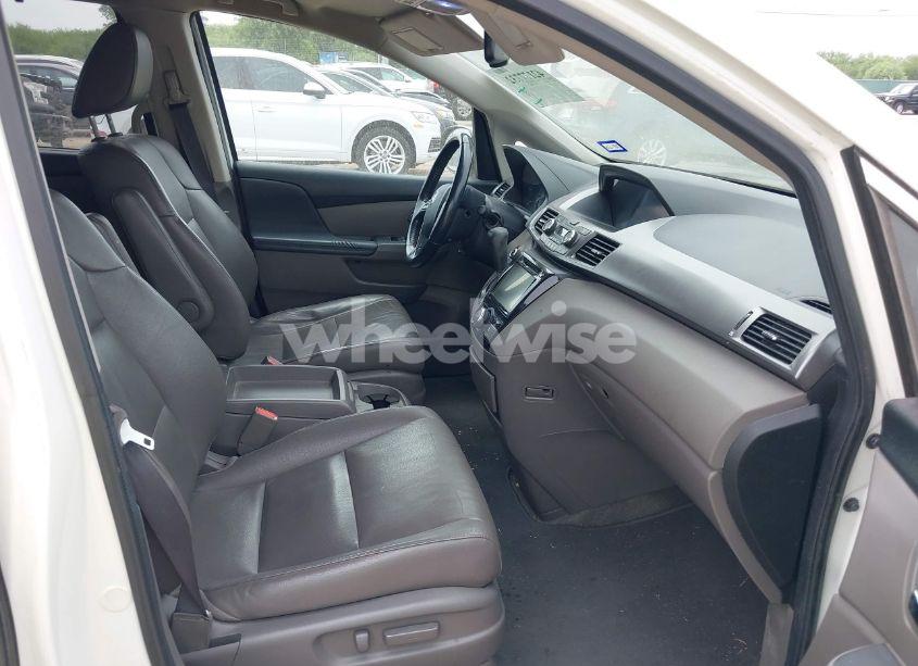 Photo 5 of 2015 Honda Odyssey EX-L (VIN 5FNRL5H68FB056282)