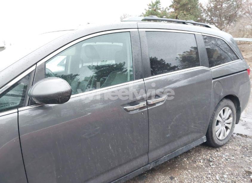 Photo 14 of 2015 Honda Odyssey EX-L (VIN 5FNRL5H68FB088908)