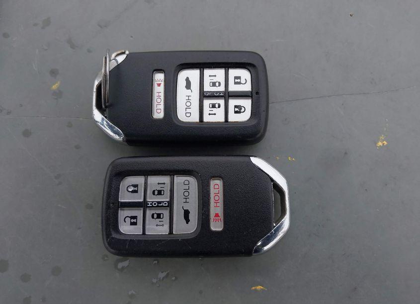 Photo 11 of 2015 Honda Odyssey EX-L (VIN 5FNRL5H68FB126573)