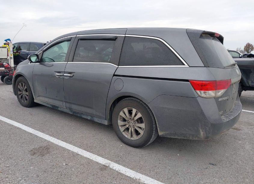 Photo 3 of 2015 Honda Odyssey EX-L (VIN 5FNRL5H68FB126573)