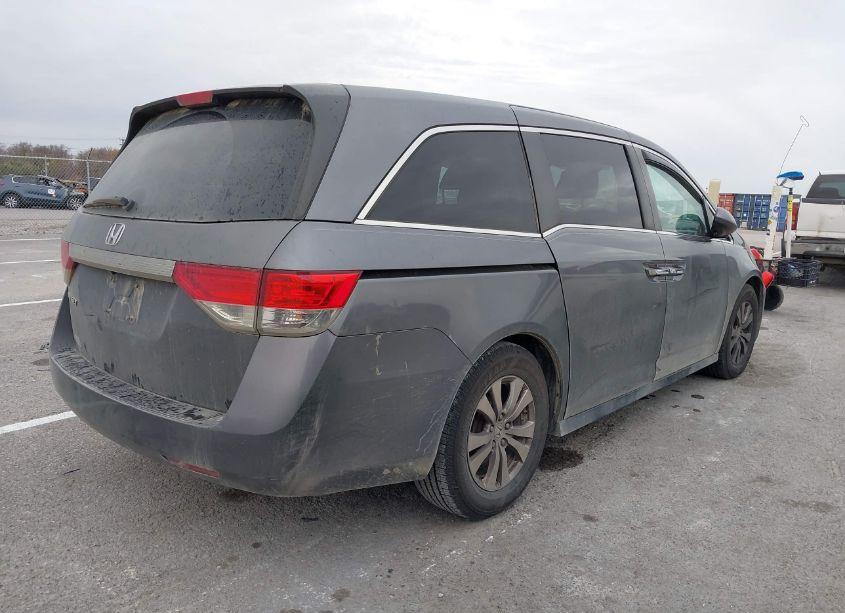 Photo 4 of 2015 Honda Odyssey EX-L (VIN 5FNRL5H68FB126573)