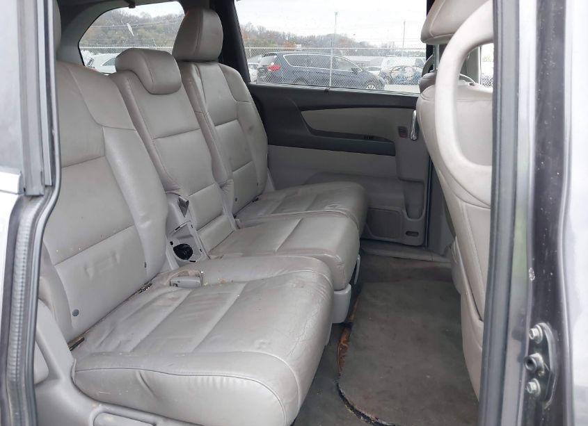 Photo 8 of 2015 Honda Odyssey EX-L (VIN 5FNRL5H68FB126573)