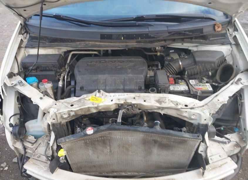 Photo 10 of 2016 Honda Odyssey EX-L (VIN 5FNRL5H68GB031500)