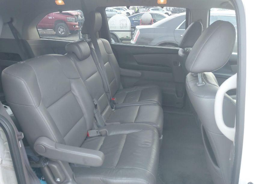 Photo 8 of 2016 Honda Odyssey EX-L (VIN 5FNRL5H68GB031500)