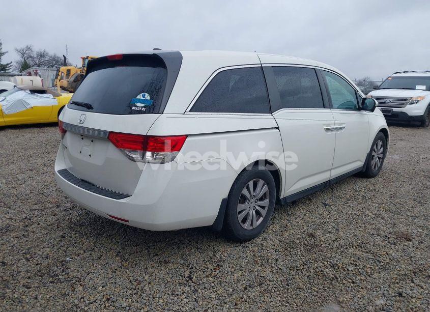 Photo 4 of 2016 Honda Odyssey EX-L (VIN 5FNRL5H68GB065422)