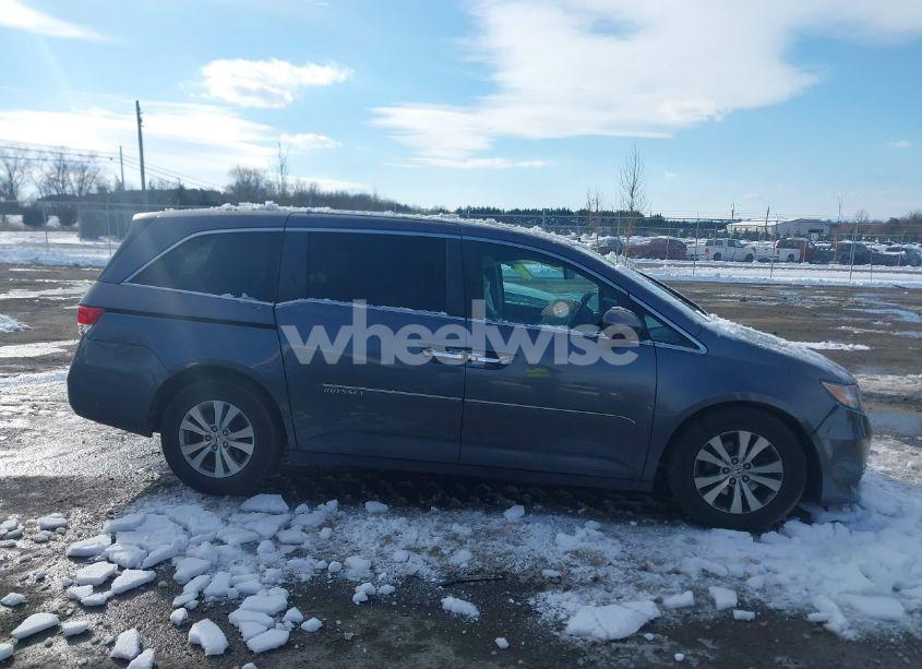 Photo 13 of 2016 Honda Odyssey EX-L (VIN 5FNRL5H68GB081619)