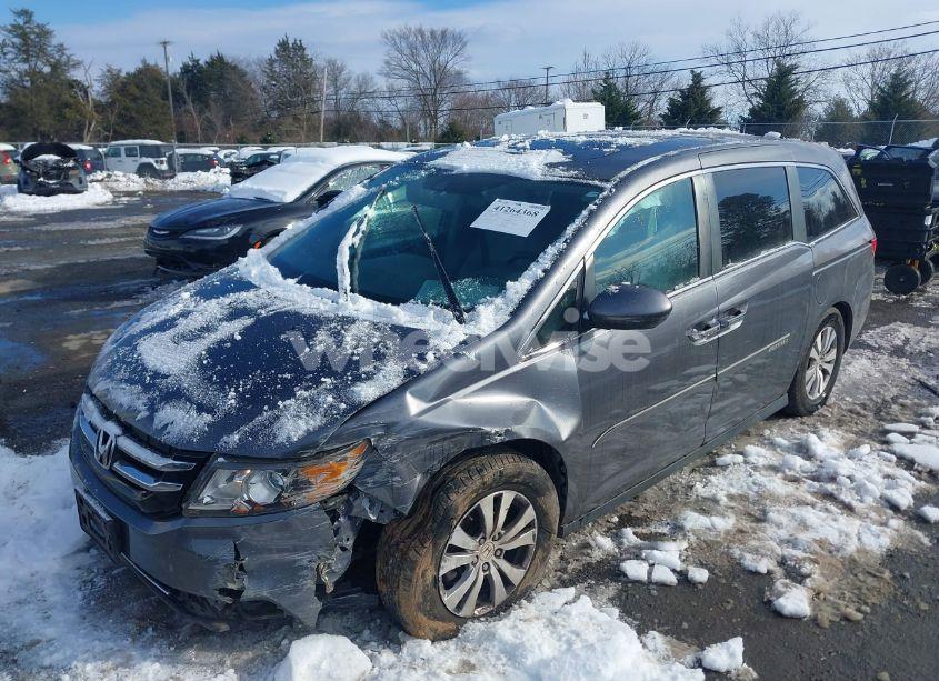 Photo 2 of 2016 Honda Odyssey EX-L (VIN 5FNRL5H68GB081619)