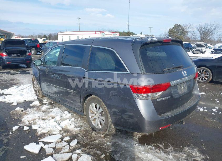 Photo 3 of 2016 Honda Odyssey EX-L (VIN 5FNRL5H68GB081619)