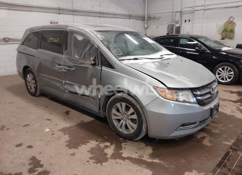 2016 Honda Odyssey EX-L (VIN 5FNRL5H68GB083046) main photo