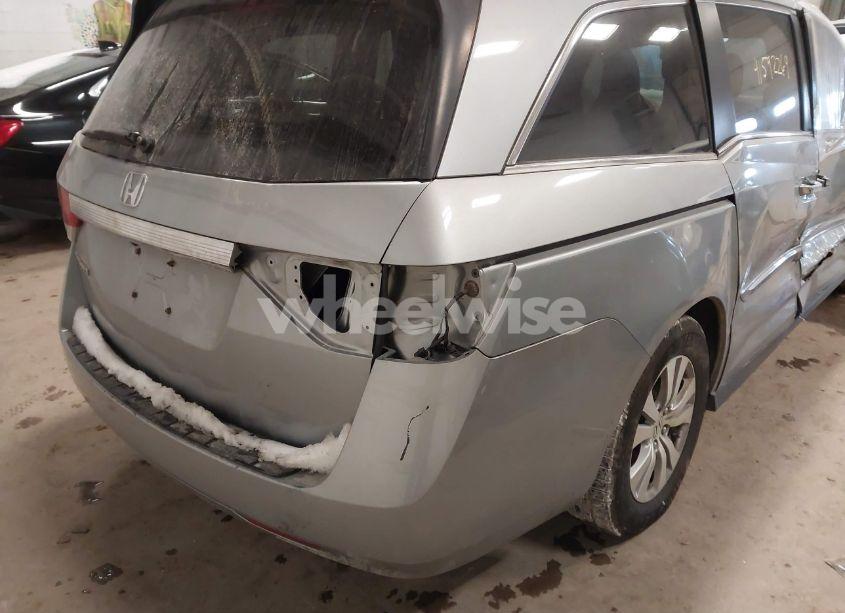 Photo 18 of 2016 Honda Odyssey EX-L (VIN 5FNRL5H68GB083046)