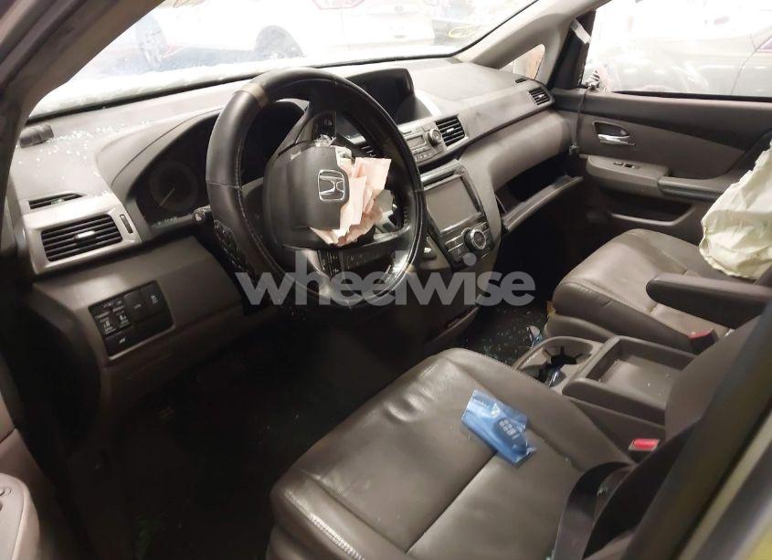 Photo 5 of 2016 Honda Odyssey EX-L (VIN 5FNRL5H68GB083046)