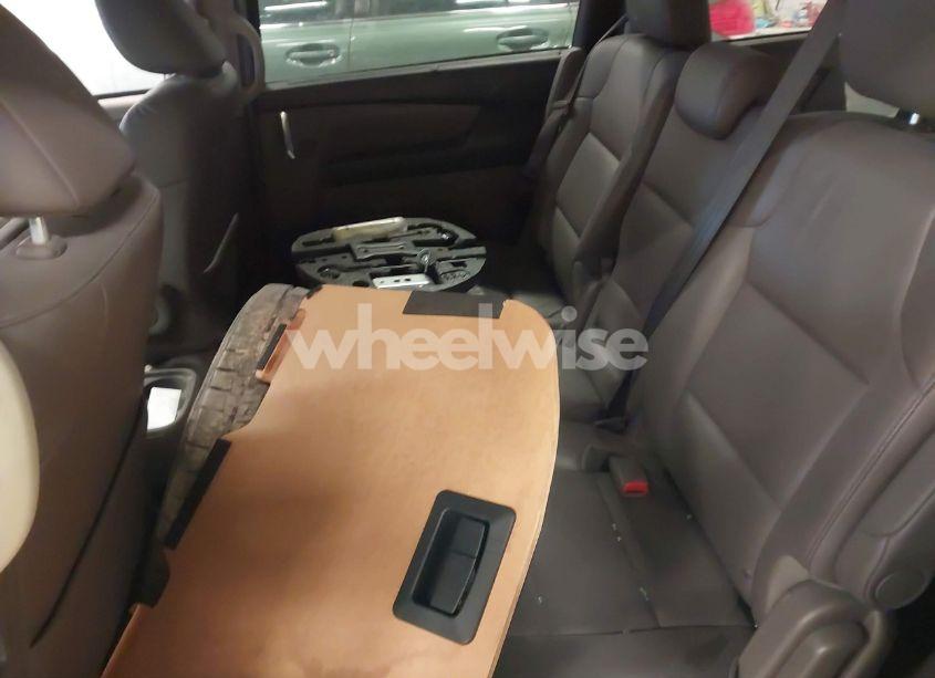 Photo 8 of 2016 Honda Odyssey EX-L (VIN 5FNRL5H68GB083046)