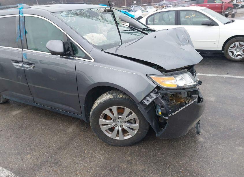 Photo 16 of 2016 Honda Odyssey EX-L (VIN 5FNRL5H68GB147327)