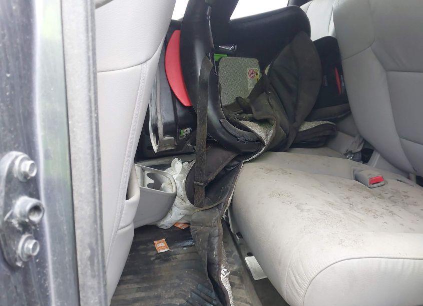 Photo 8 of 2016 Honda Odyssey EX-L (VIN 5FNRL5H68GB147327)