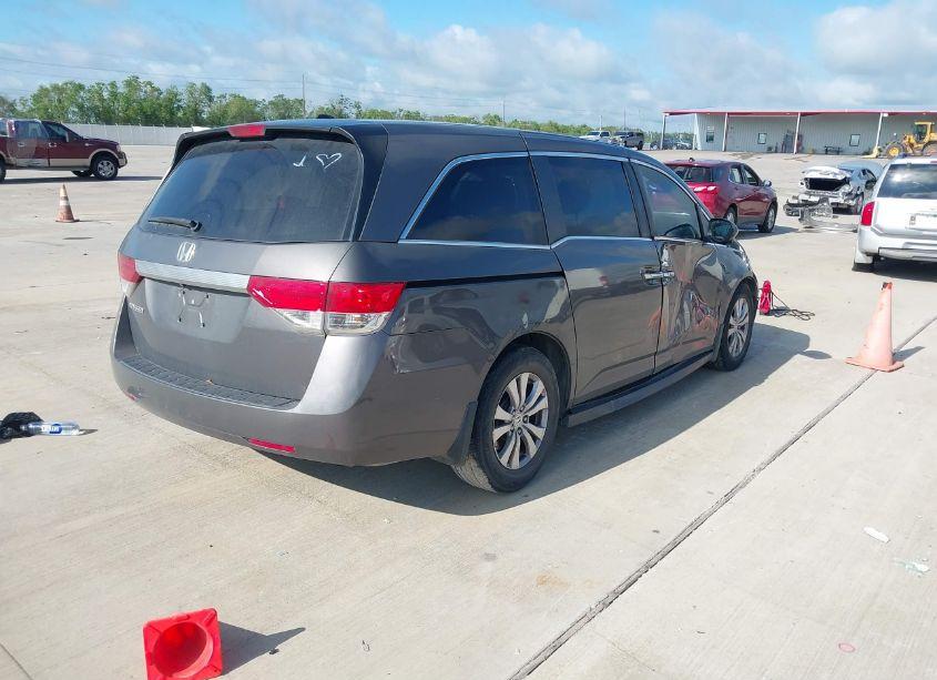 Photo 4 of 2016 Honda Odyssey EX-L (VIN 5FNRL5H68GB156657)