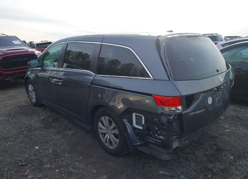 Photo 3 of 2016 Honda Odyssey EX-L (VIN 5FNRL5H68GB164208)