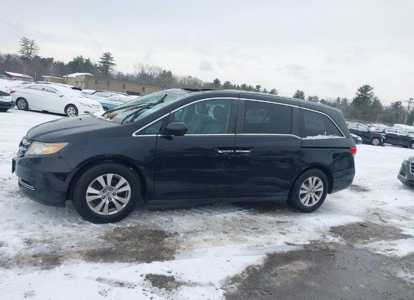 Photo 14 of 2016 Honda Odyssey EX-L (VIN 5FNRL5H68GB166945)