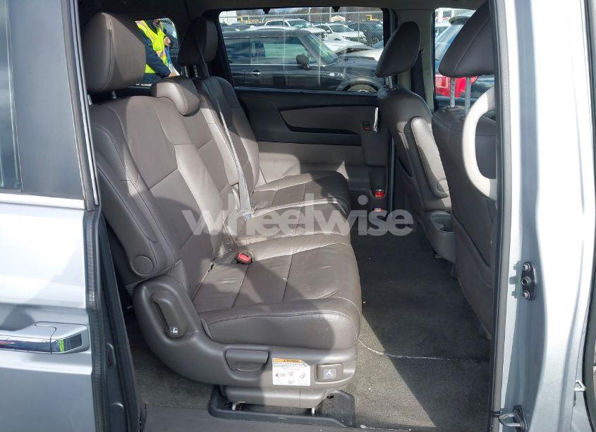 Photo 8 of 2017 Honda Odyssey EX-L (VIN 5FNRL5H68HB004248)