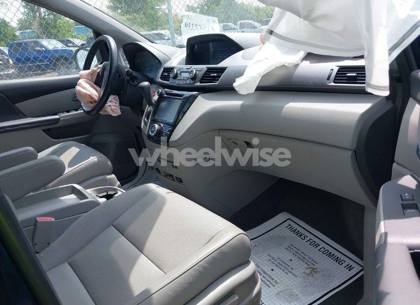 Photo 5 of 2017 Honda Odyssey EX-L (VIN 5FNRL5H68HB005349)