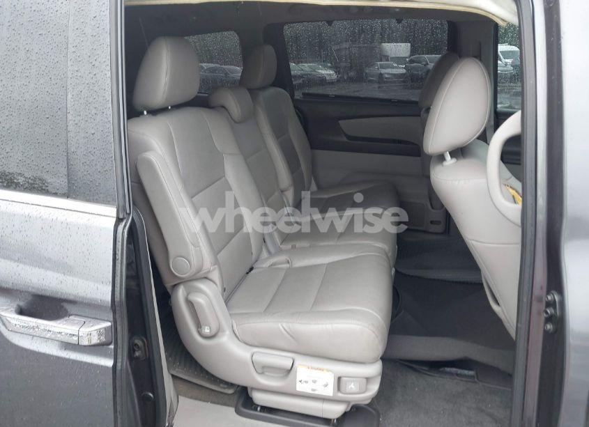 Photo 8 of 2017 Honda Odyssey EX-L (VIN 5FNRL5H68HB024225)