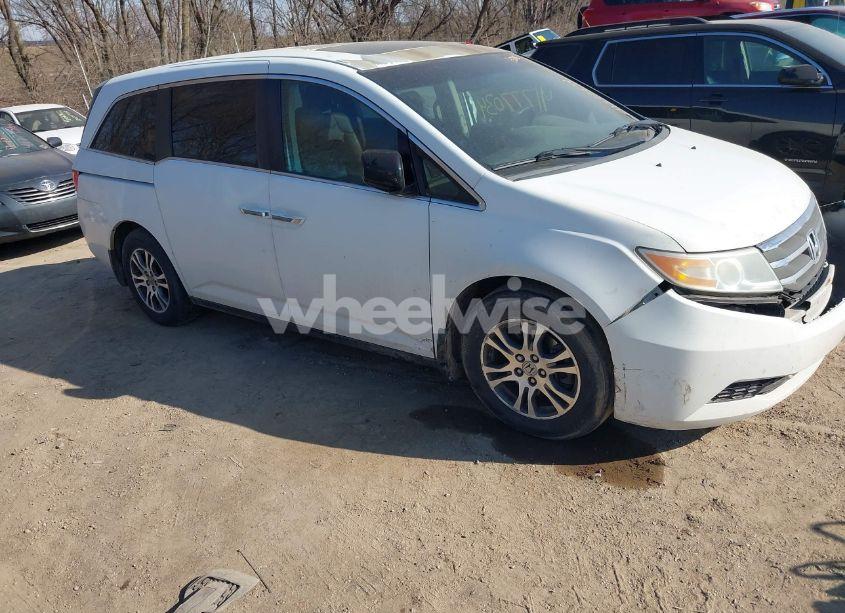 2011 Honda Odyssey EX-L (VIN 5FNRL5H69BB006002) main photo
