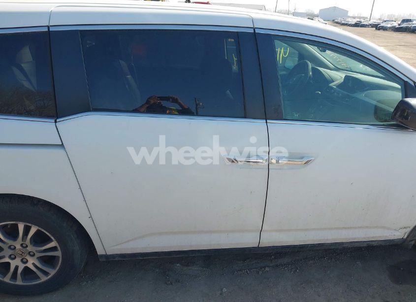 Photo 13 of 2011 Honda Odyssey EX-L (VIN 5FNRL5H69BB006002)