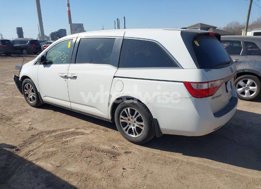 Photo 3 of 2011 Honda Odyssey EX-L (VIN 5FNRL5H69BB006002)
