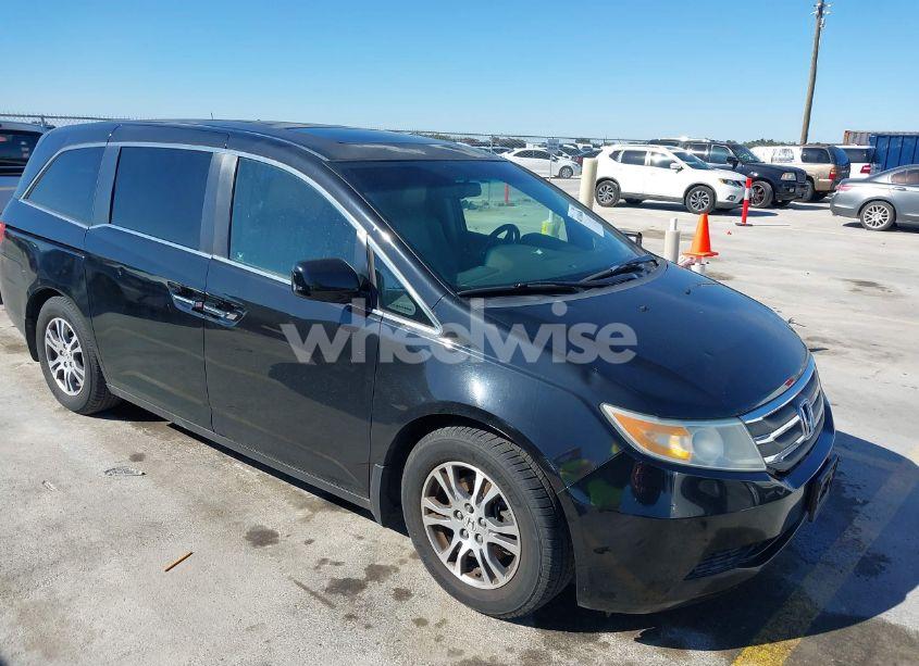 2011 Honda Odyssey EX-L (VIN 5FNRL5H69BB010552) main photo