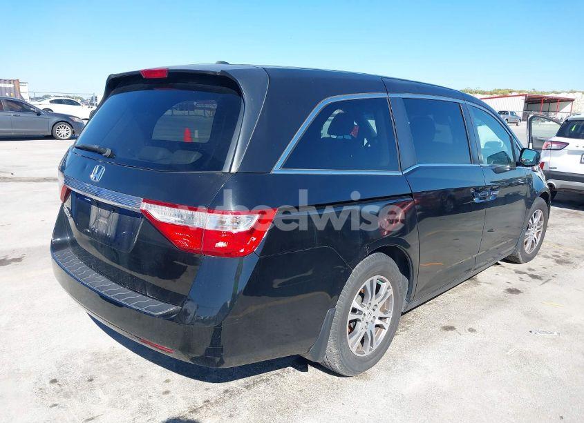 Photo 4 of 2011 Honda Odyssey EX-L (VIN 5FNRL5H69BB010552)