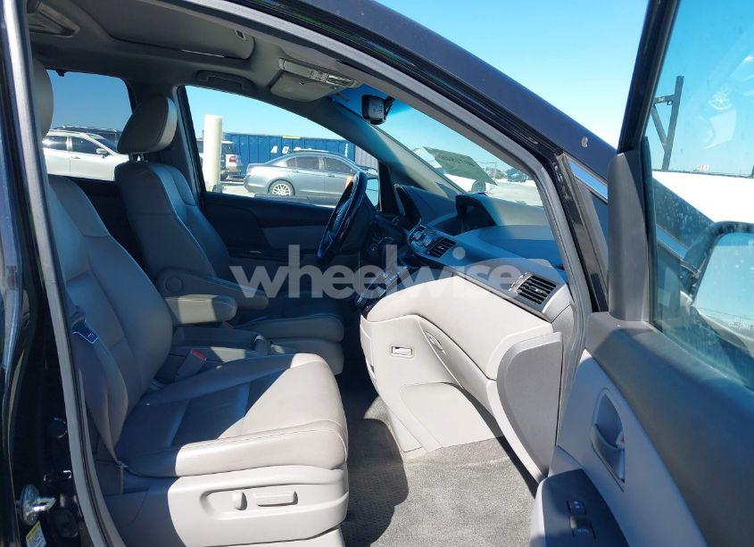 Photo 5 of 2011 Honda Odyssey EX-L (VIN 5FNRL5H69BB010552)