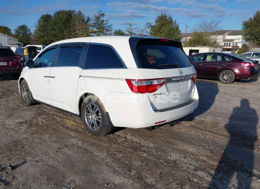 Photo 3 of 2011 Honda Odyssey EX-L (VIN 5FNRL5H69BB041543)