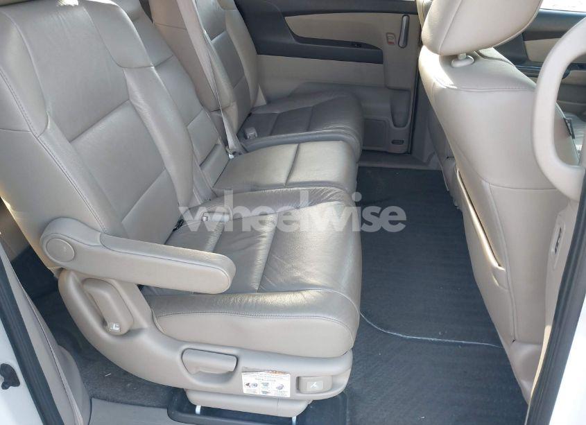 Photo 8 of 2011 Honda Odyssey EX-L (VIN 5FNRL5H69BB041543)