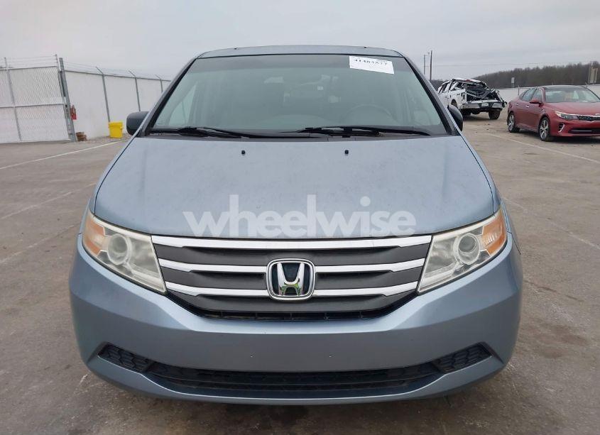 Photo 6 of 2011 Honda Odyssey EX-L (VIN 5FNRL5H69BB042773)