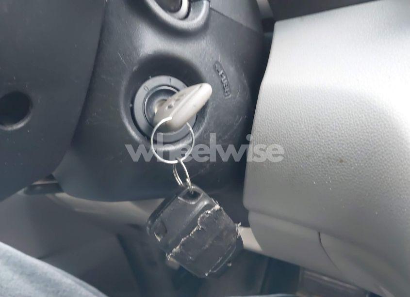 Photo 11 of 2011 Honda Odyssey EX-L (VIN 5FNRL5H69BB052204)