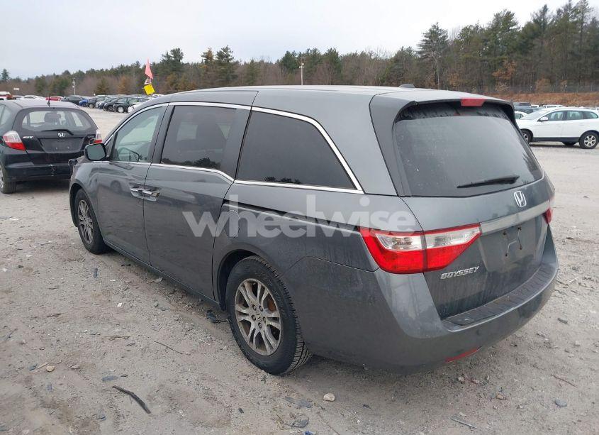 Photo 3 of 2011 Honda Odyssey EX-L (VIN 5FNRL5H69BB052204)