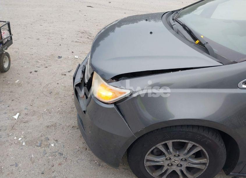 Photo 6 of 2011 Honda Odyssey EX-L (VIN 5FNRL5H69BB052204)