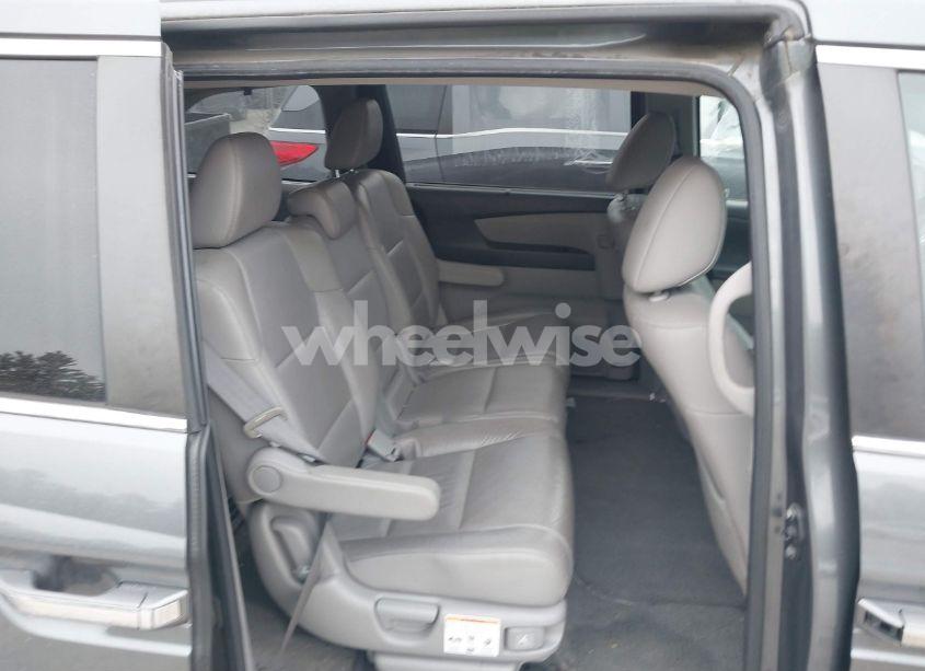 Photo 8 of 2011 Honda Odyssey EX-L (VIN 5FNRL5H69BB052204)