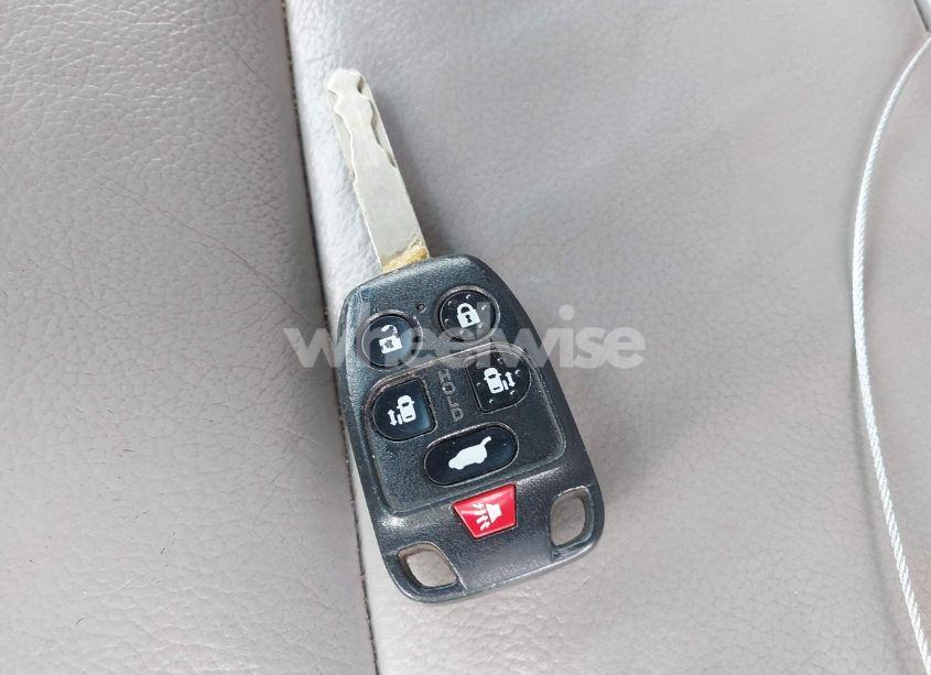 Photo 11 of 2011 Honda Odyssey EX-L (VIN 5FNRL5H69BB063154)