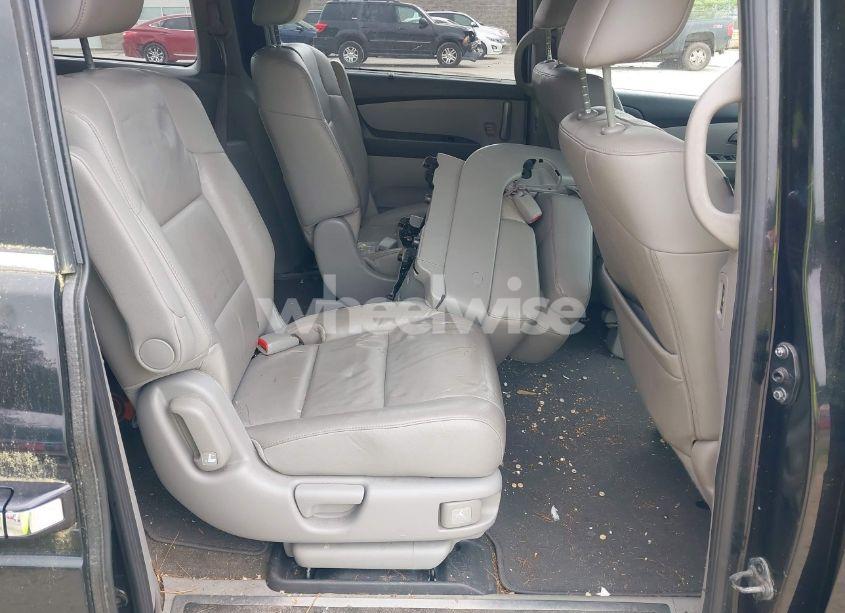 Photo 8 of 2011 Honda Odyssey EX-L (VIN 5FNRL5H69BB063154)