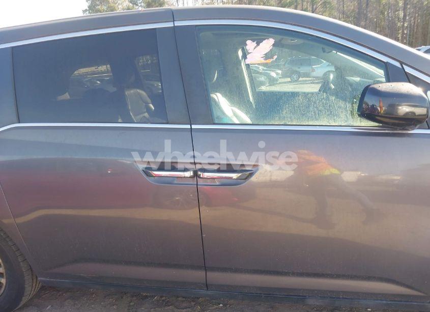 Photo 14 of 2011 Honda Odyssey EX-L (VIN 5FNRL5H69BB064725)