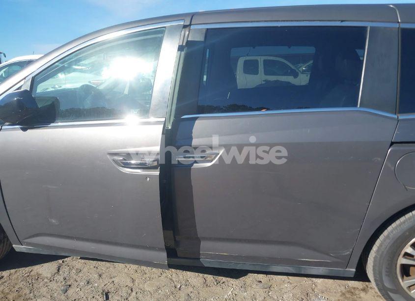 Photo 15 of 2011 Honda Odyssey EX-L (VIN 5FNRL5H69BB064725)