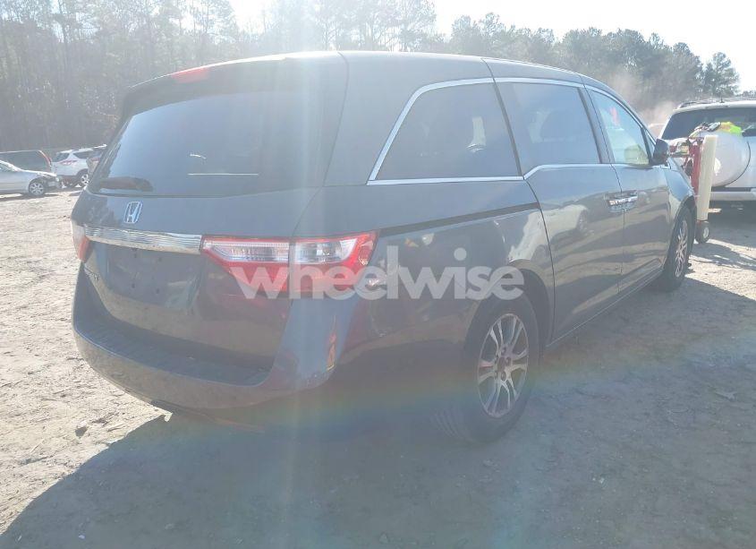 Photo 4 of 2011 Honda Odyssey EX-L (VIN 5FNRL5H69BB064725)